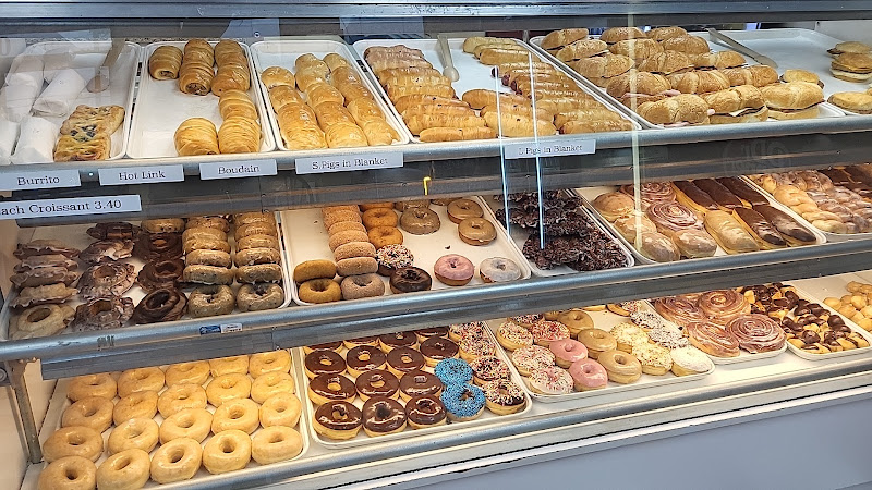 Donut Supreme storefront