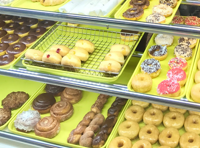 Donald's Donuts storefront