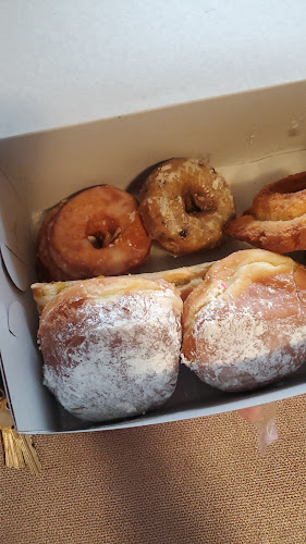 D K's Donuts storefront