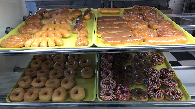 Bogata Donuts storefront