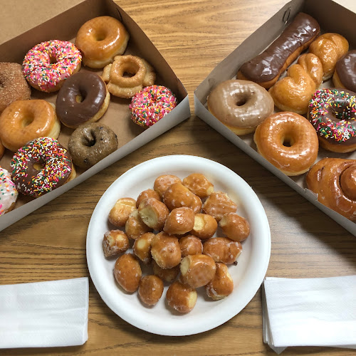 BoSa Donuts storefront