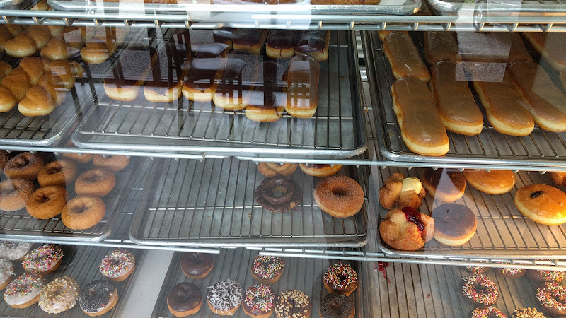 Evergreen Donuts storefront