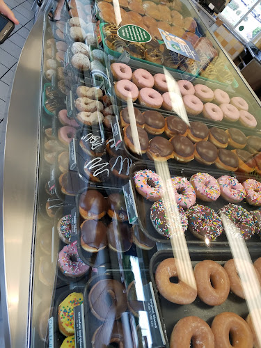 Krispy Kreme storefront