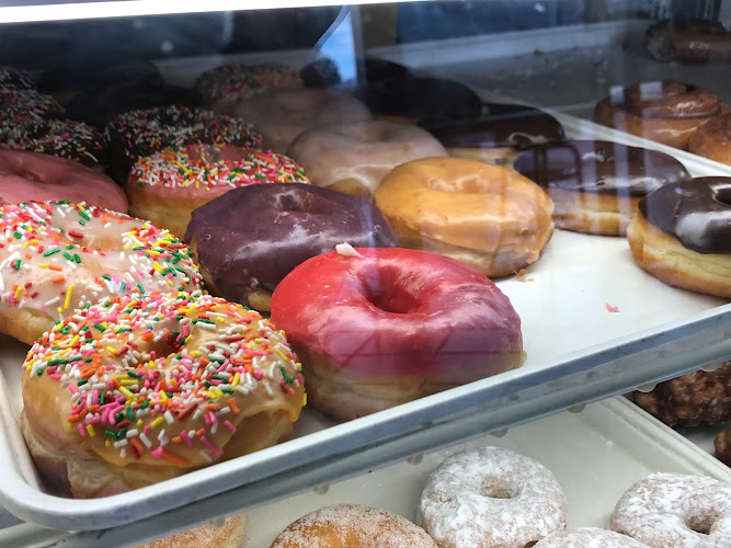 Rainbow Donuts Cafe & Deli storefront
