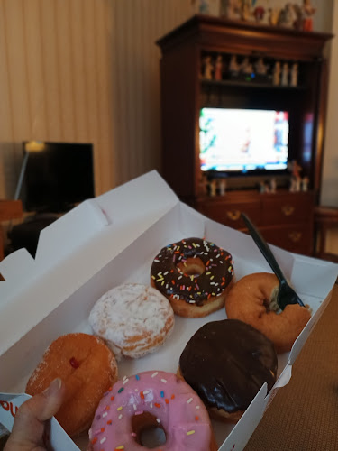 Dunkin' storefront