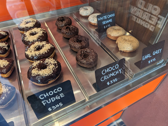 Old Ferry Donut storefront