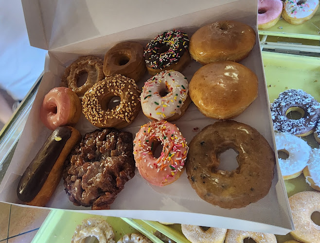 Best Donuts Franklin storefront