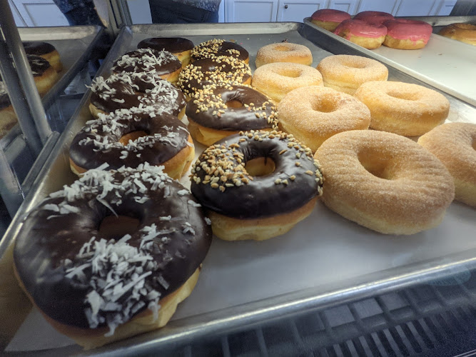 Delite Donuts storefront
