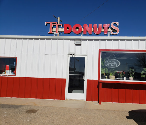 TT Donuts Dalhart storefront