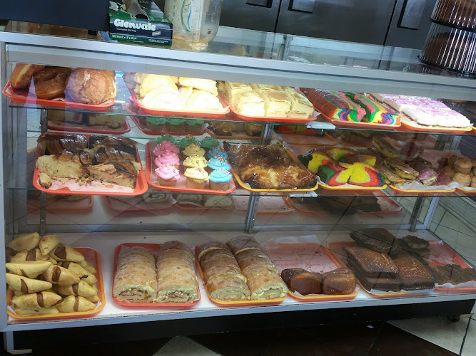 Pan Lourdes Bakery storefront