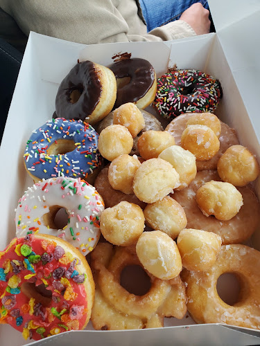 Jack ‘N’Jill Donut’s storefront