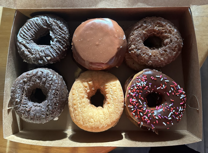 Jumbo Donuts storefront