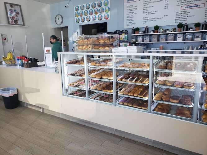 Dey's Doughnuts & Croissants storefront